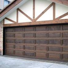 木製ガレージドア